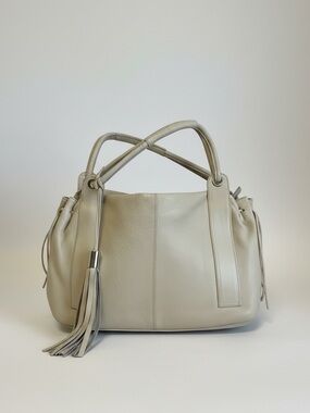Carbotti Women's Cream Leather Drawstring Shoulder Bag